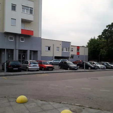 Apartman Aurora Апартаменты Тузла